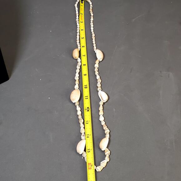 Hilo Hatties Necklace Small Shell Bead Strand 16" Vtg - Picture 3 of 3